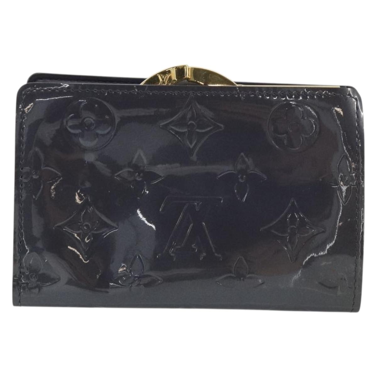 LOUIS VUITTON Vernis Porte Monnaie Viennois Wallet Violet LV Auth 190224A