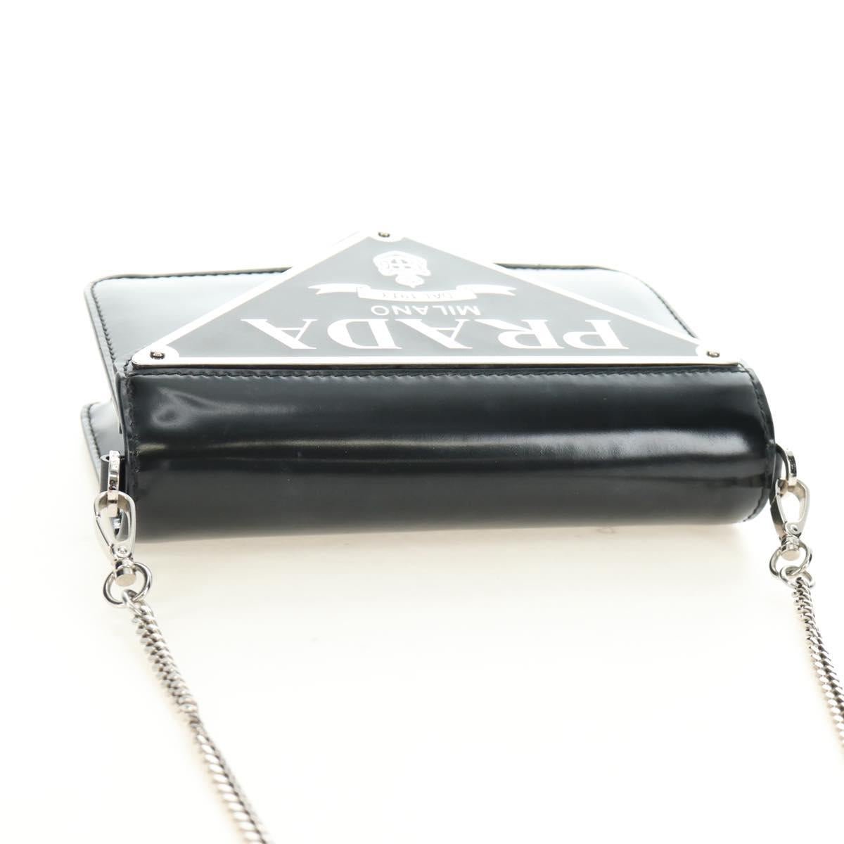 PRADA Chain Shoulder Bag Patent Leather Black Silver Auth 190226SAM
