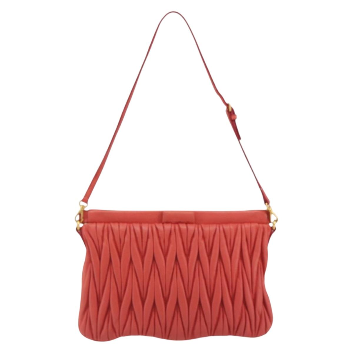 Miu Miu Matelasse Shoulder Bag Leather Red Gold Auth 190348A