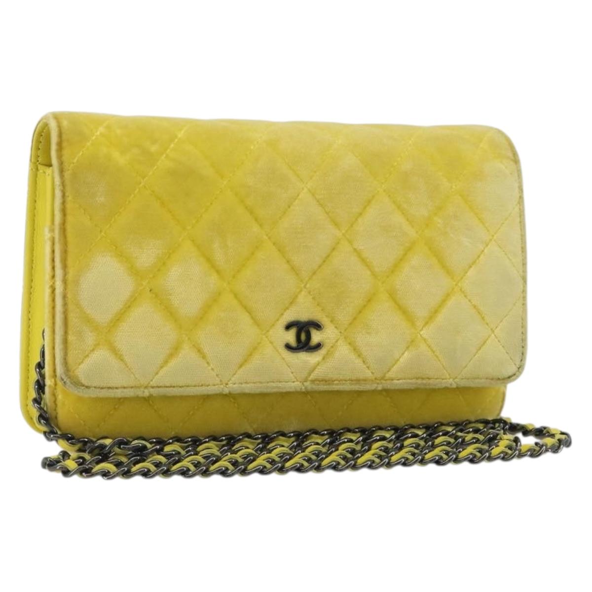 CHANEL Matelasse Chain Shoulder Bag Velor Yellow Silver CC Auth 190362A