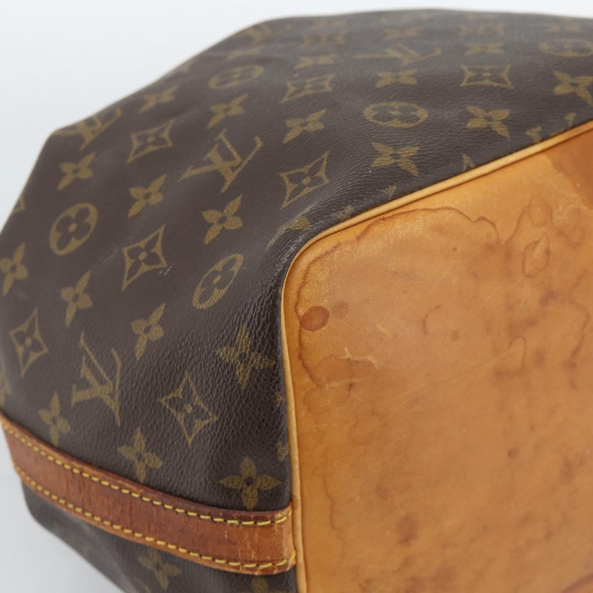 LOUIS VUITTON Monogram Petit Noe Shoulder Bag M42226 LV Auth 190432