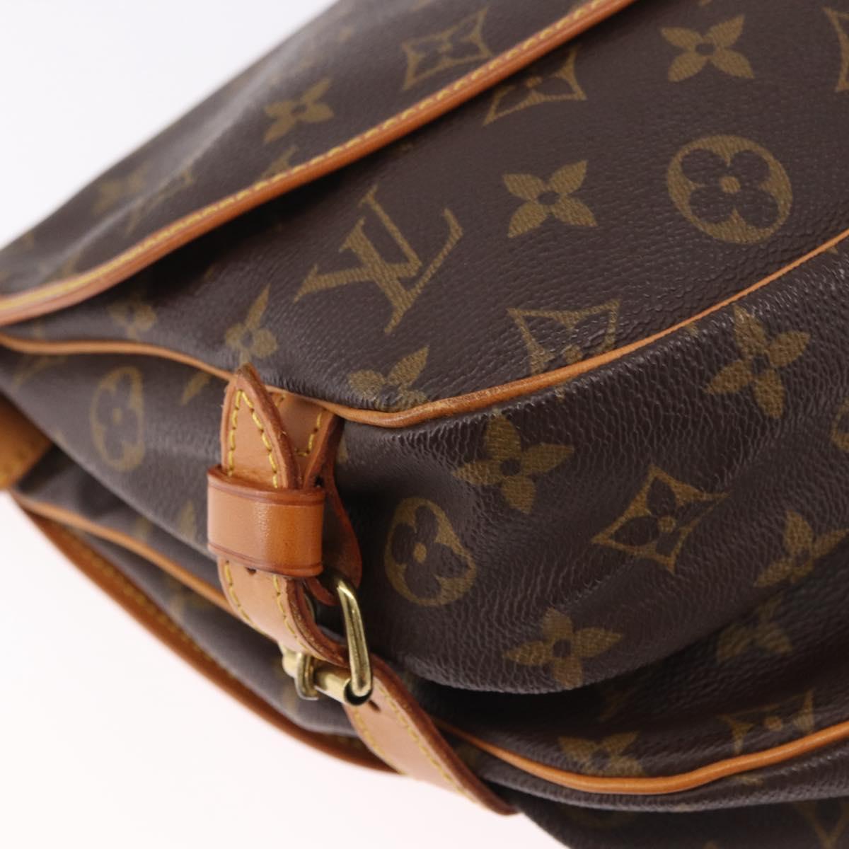 LOUIS VUITTON Monogram Saumur 30 Shoulder Bag M42256 LV Auth 190437A