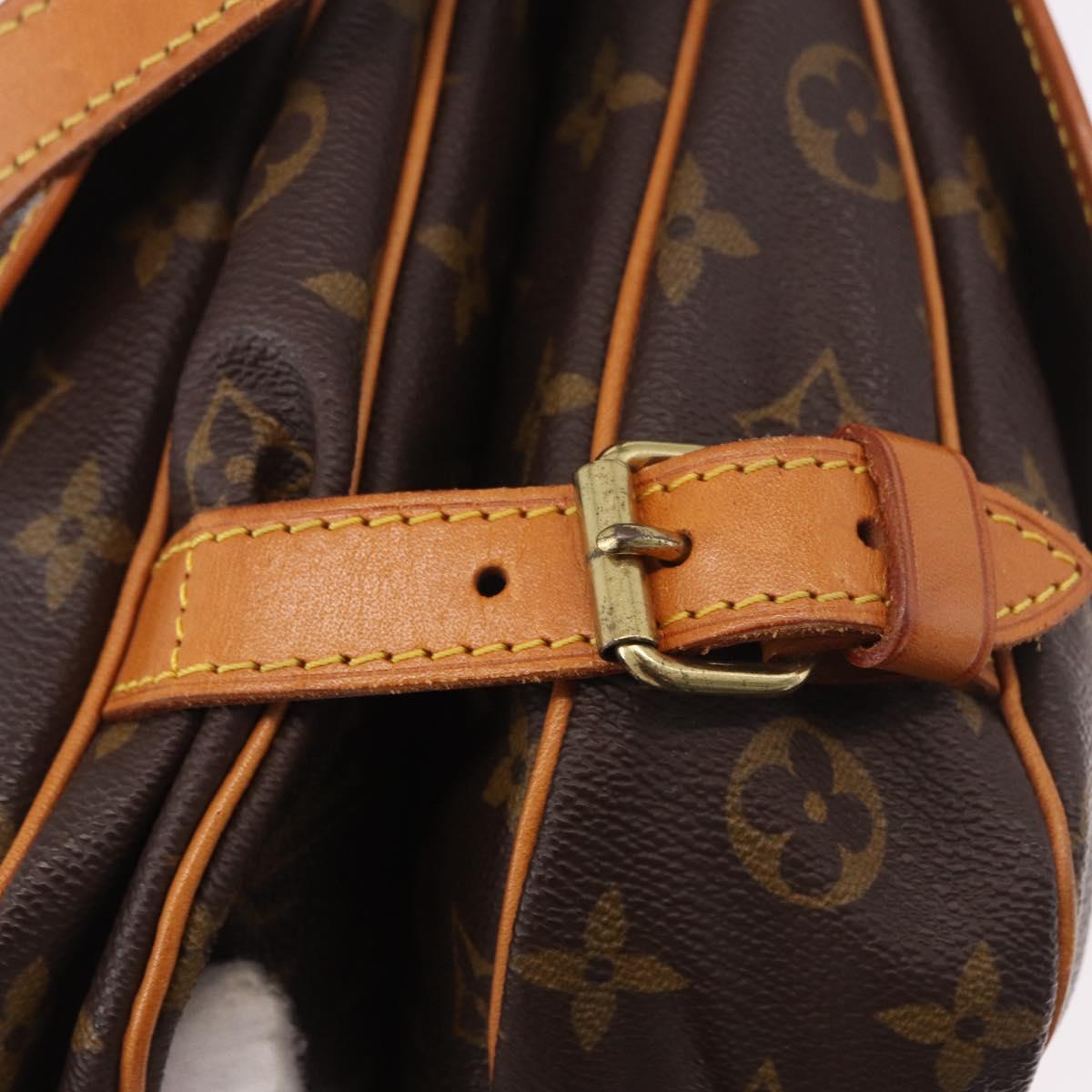 LOUIS VUITTON Monogram Saumur 30 Shoulder Bag M42256 LV Auth 190437A