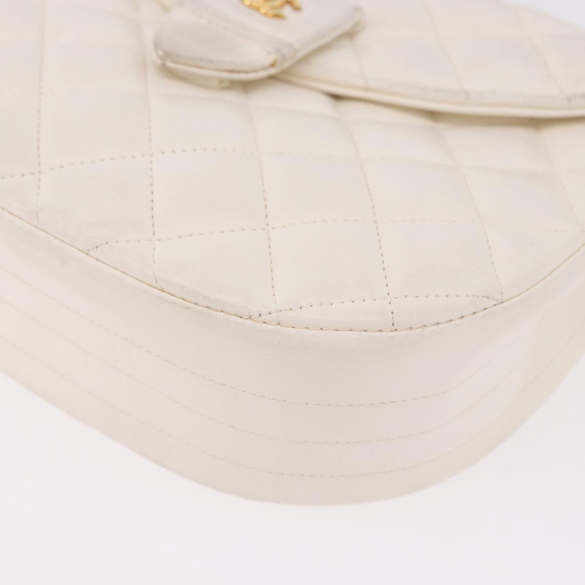 CHANEL Matelasse Chain Shoulder Bag Lamb Skin White Gold CC Auth 190491
