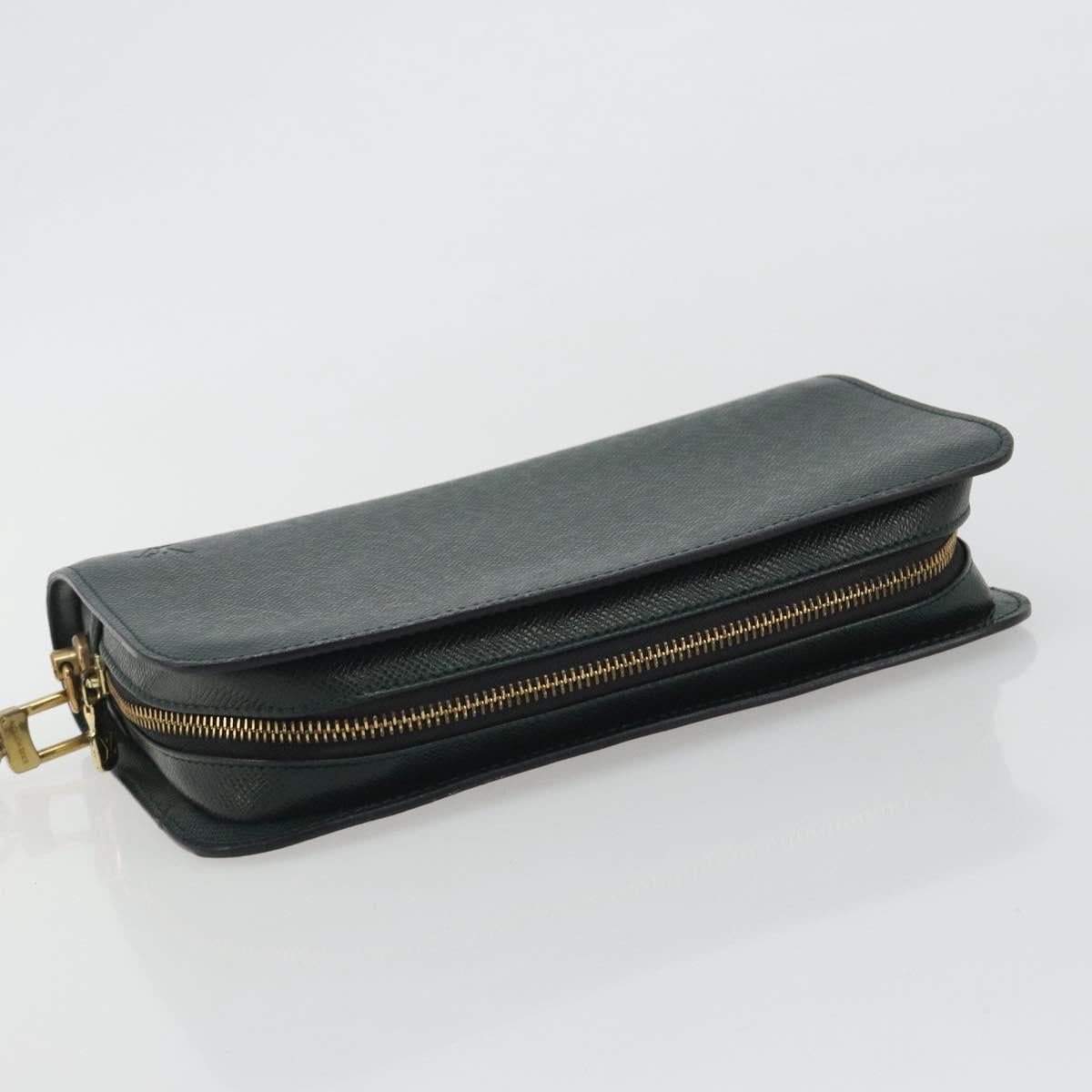 LOUIS VUITTON Taiga Baikal Clutch Bag Epicea M30184 LV Auth 190518