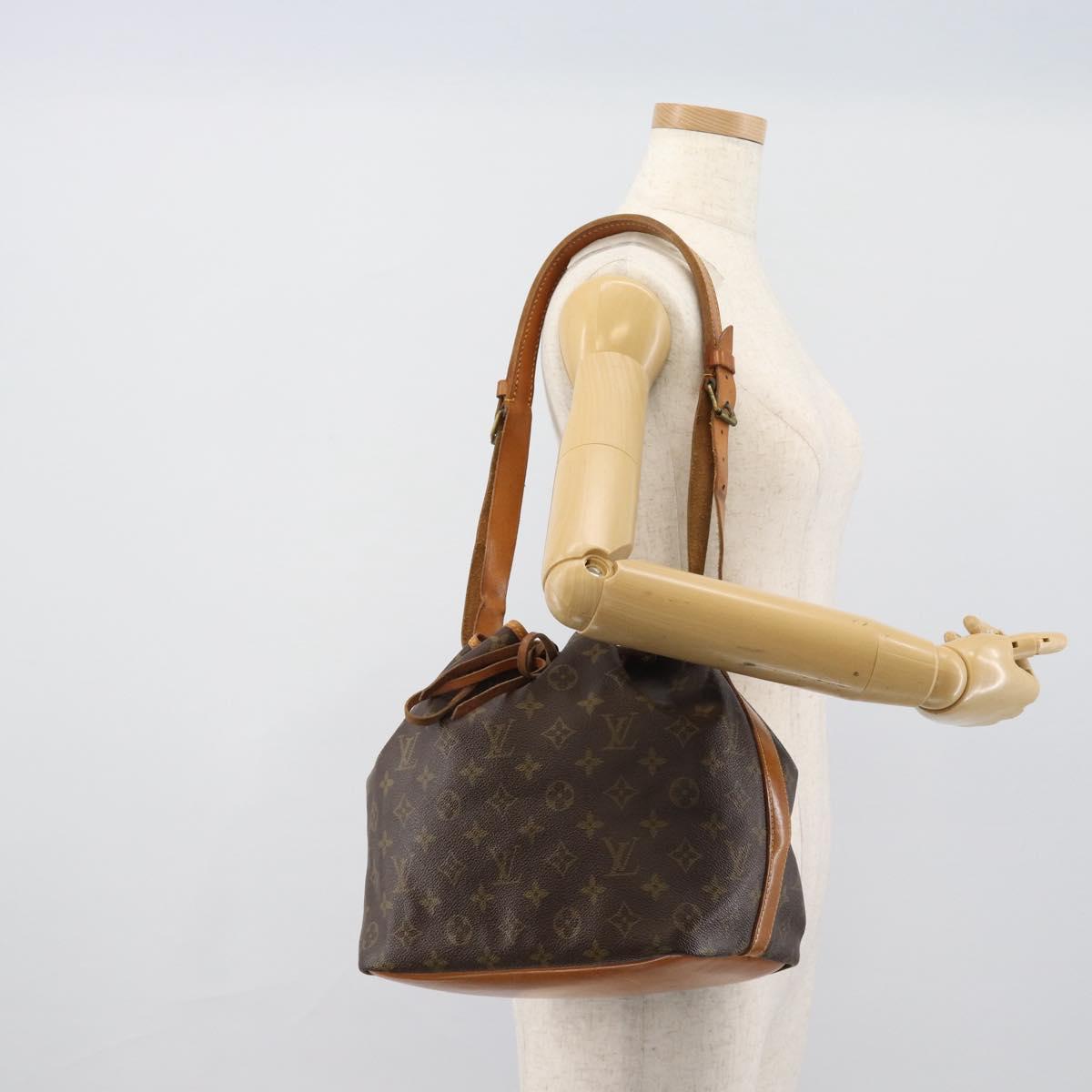 LOUIS VUITTON Monogram Petit Noe Shoulder Bag M42226 LV Auth 190645A
