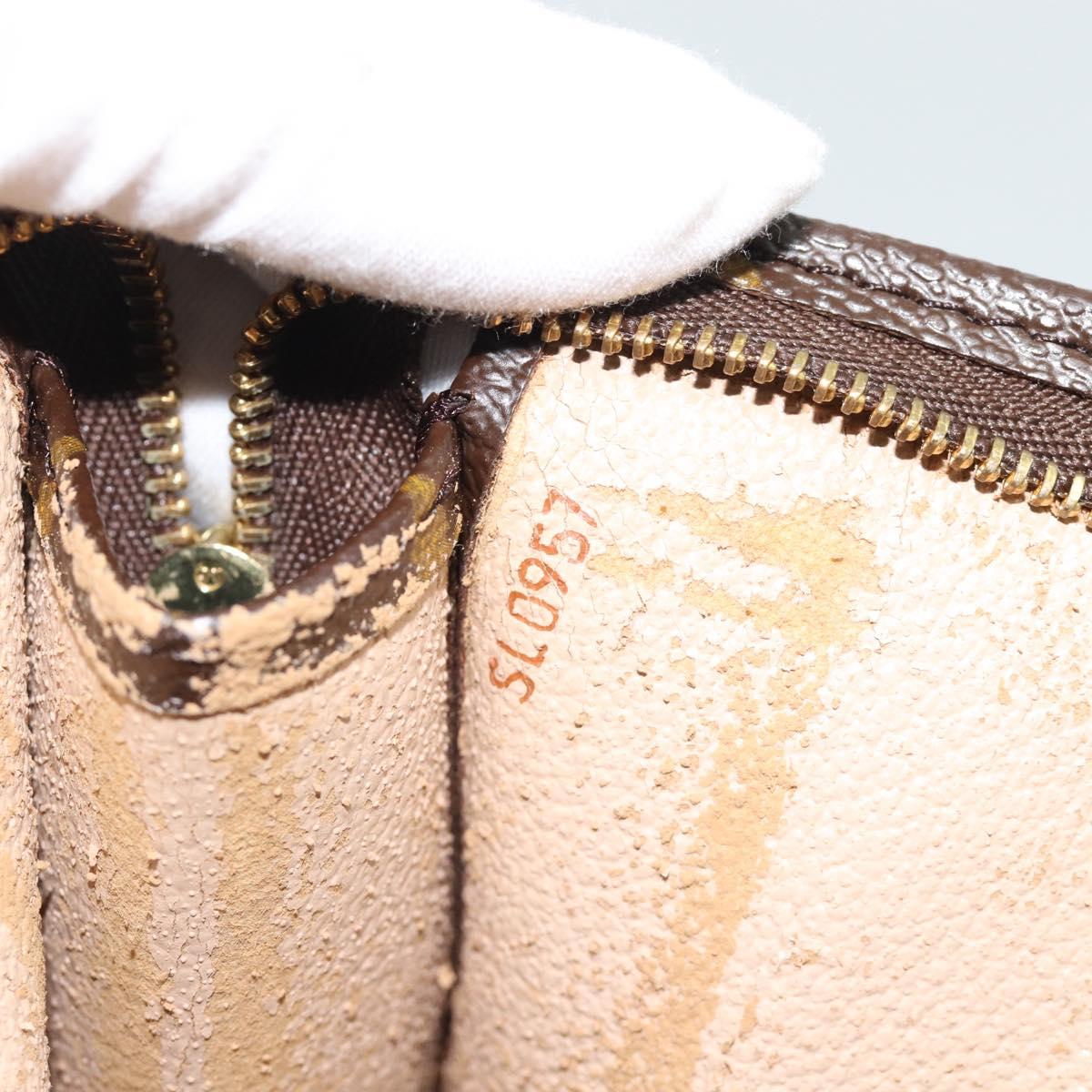 LOUIS VUITTON Monogram Poche Toilette 26 Pouch M47542 LV Auth 190759
