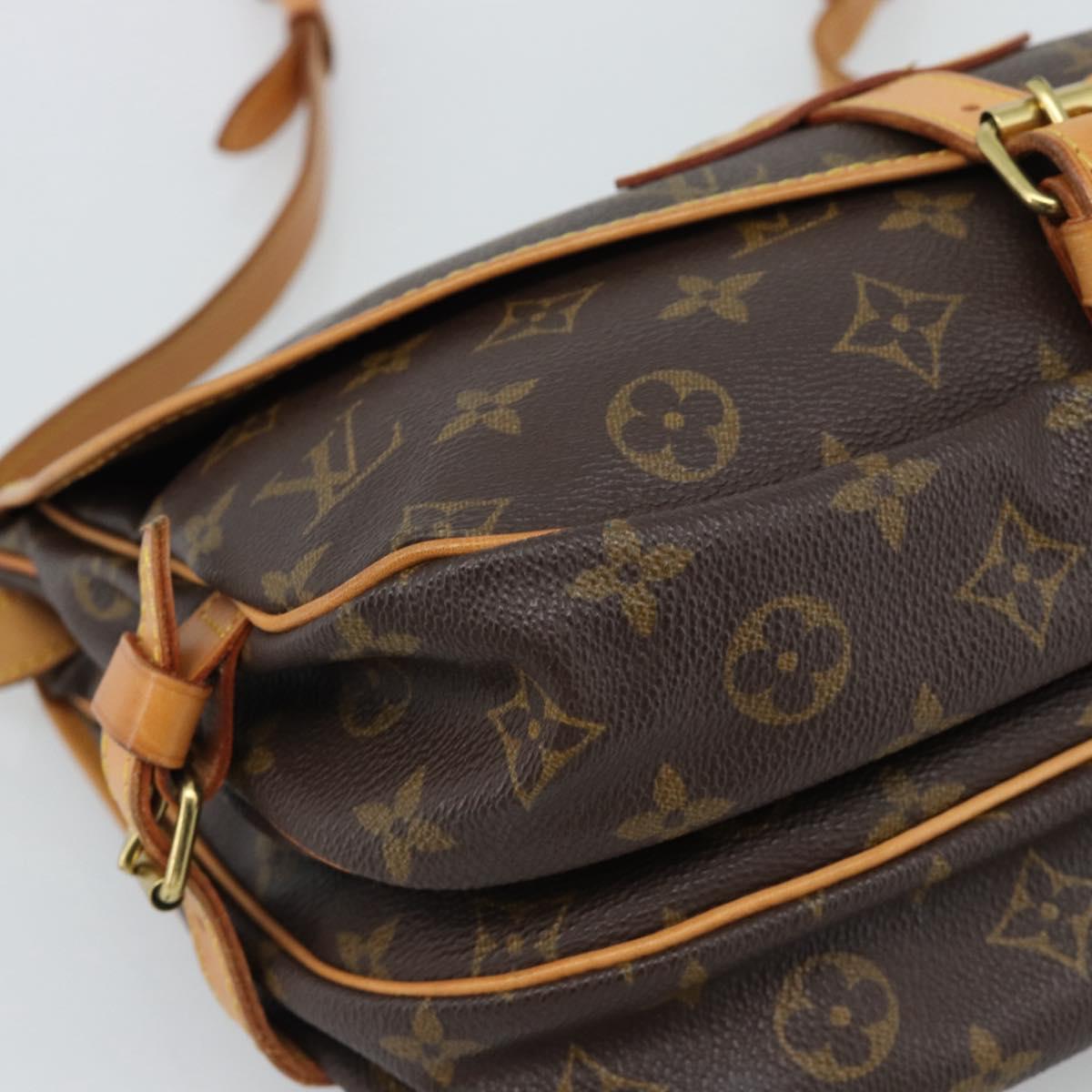 LOUIS VUITTON Monogram Saumur 30 Shoulder Bag M42256 LV Auth 190846V