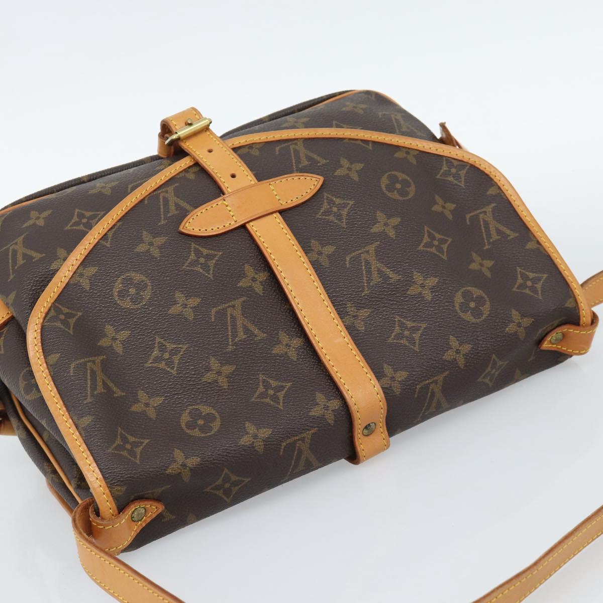 LOUIS VUITTON Monogram Saumur 30 Shoulder Bag M42256 LV Auth 190846V