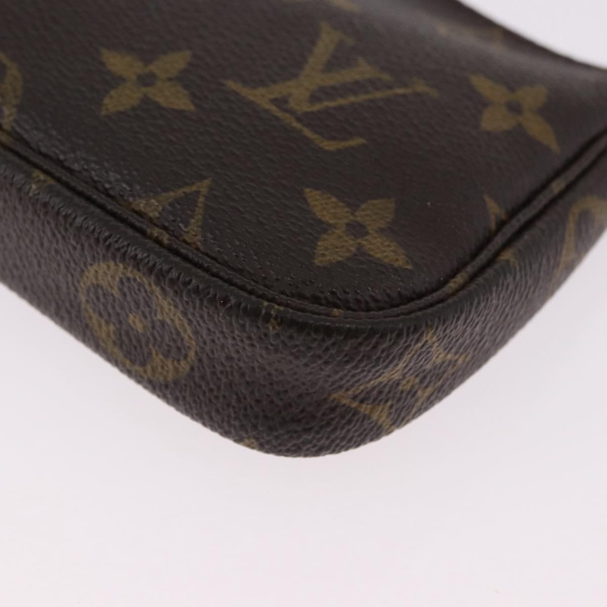 LOUIS VUITTON Monogram Mini Pochette Accessoires Pouch N41667 LV Auth 190940A