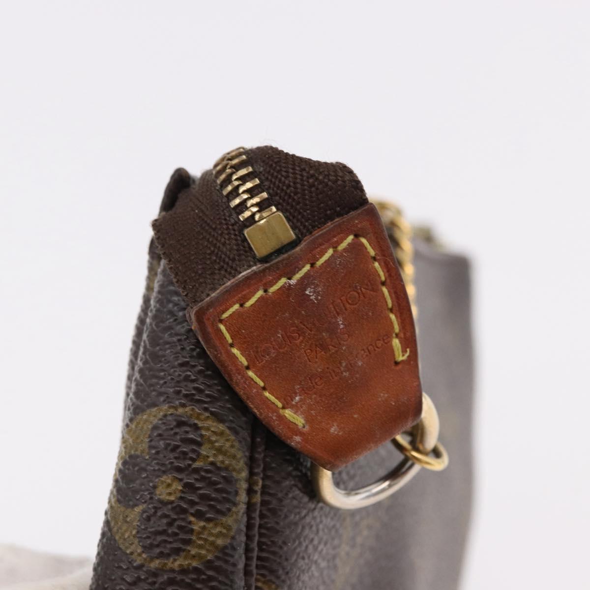 LOUIS VUITTON Monogram Mini Pochette Accessoires Pouch N41667 LV Auth 190940A