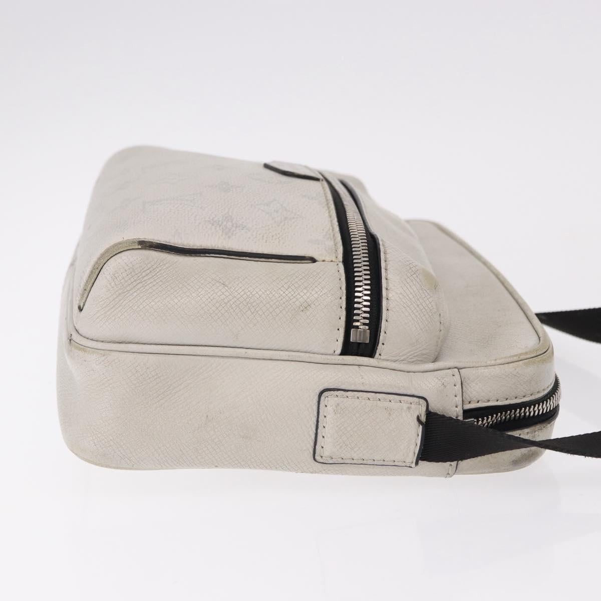 LOUIS VUITTON Tiger Lama Monogram Alpha Messenger Bag White M31069 Auth 190942