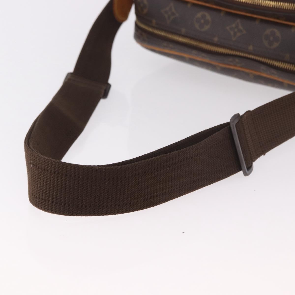 LOUIS VUITTON Monogram Reporter PM Shoulder Bag M45254 LV Auth 190957A