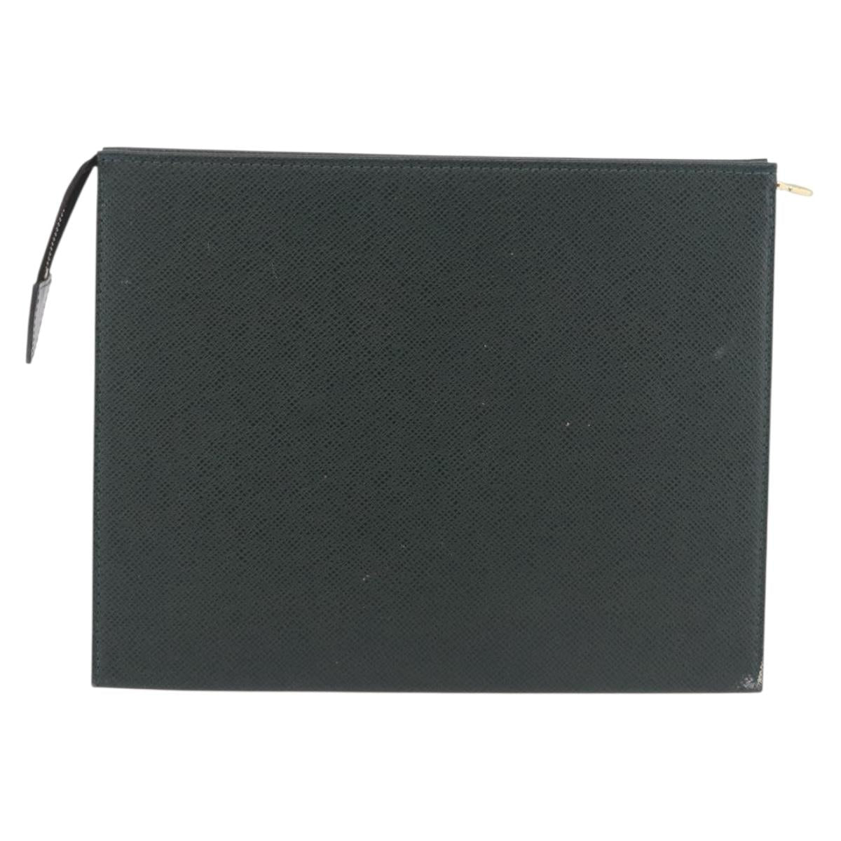 LOUIS VUITTON Taiga Poche Toilette 26 Pouch Epicea LV Auth 190991