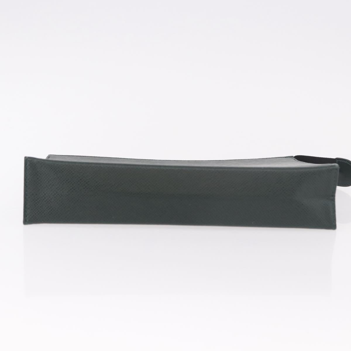 LOUIS VUITTON Taiga Poche Toilette 26 Pouch Epicea LV Auth 190991