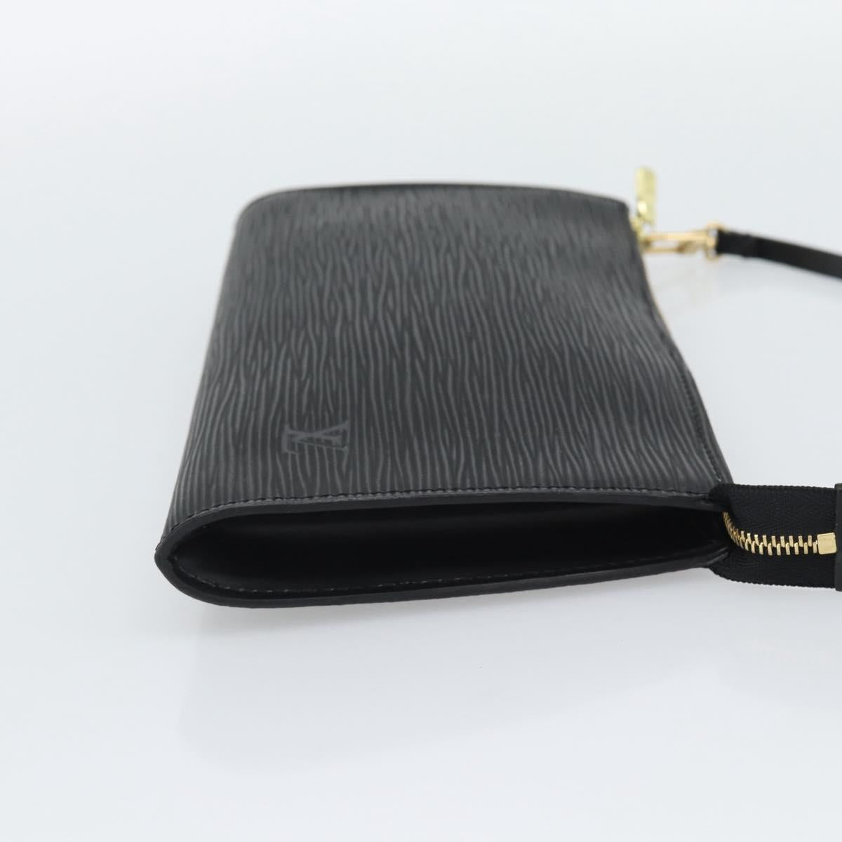LOUIS VUITTON Epi Pochette Accessoires Pouch Black M52982 LV Auth 190993A