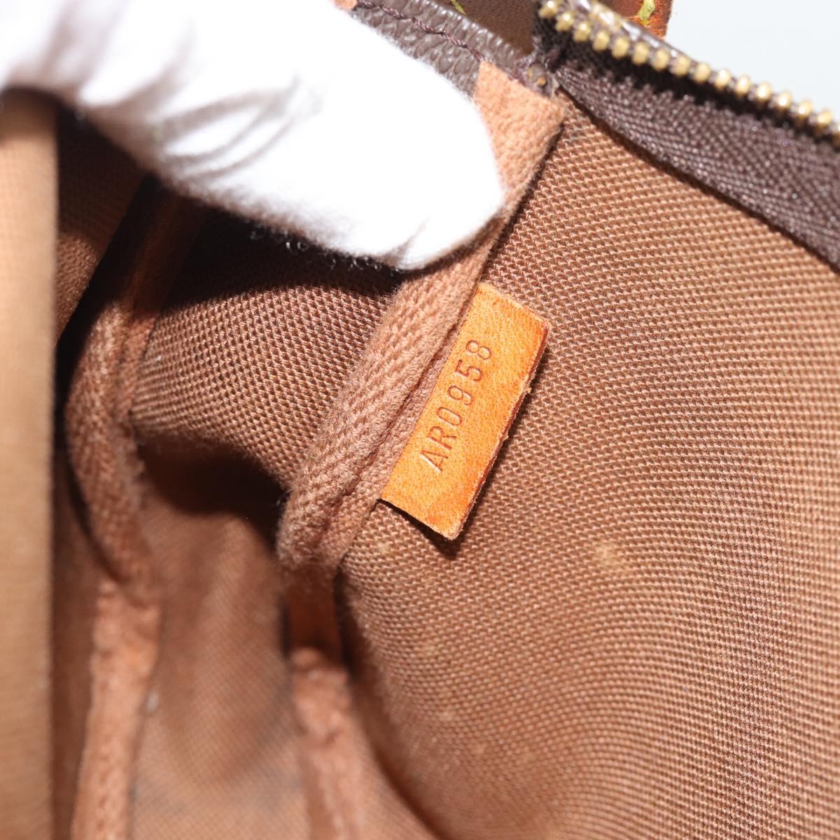 LOUIS VUITTON Monogram Pochette Accessoires Pouch M51980 LV Auth 191067