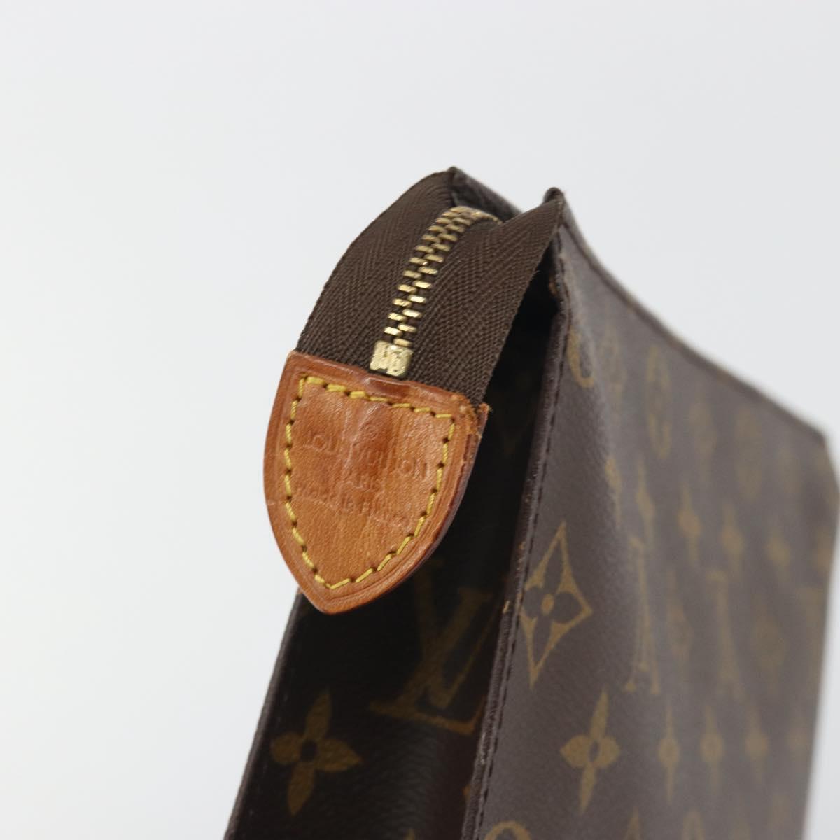 LOUIS VUITTON Monogram Poche Toilette 26 Pouch M47542 LV Auth 191134
