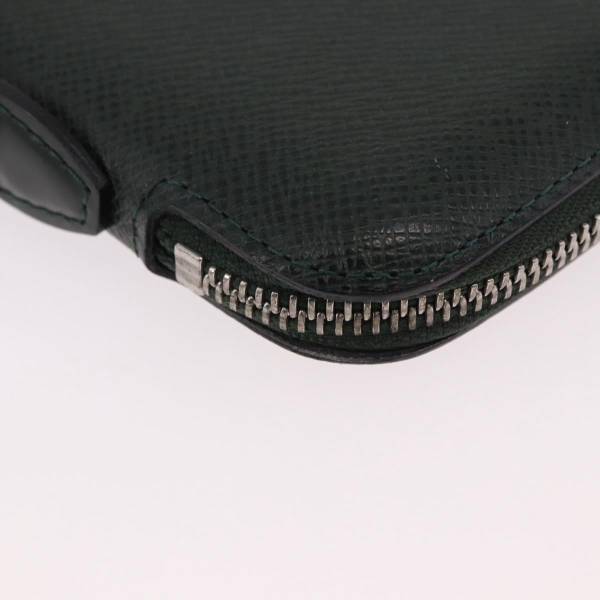LOUIS VUITTON Taiga Organizer Atholl Travel Case Epicea M30654 LV Auth 191333A
