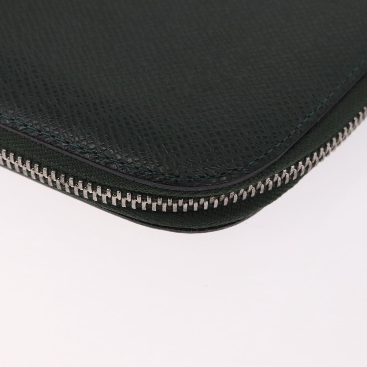 LOUIS VUITTON Taiga Organizer Atholl Travel Case Epicea M30654 LV Auth 191333A
