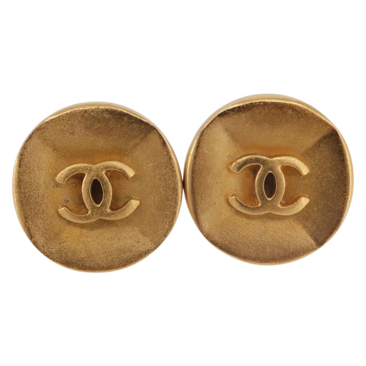 CHANEL COCO Mark Earring Metal Gold Tone CC Auth 191417