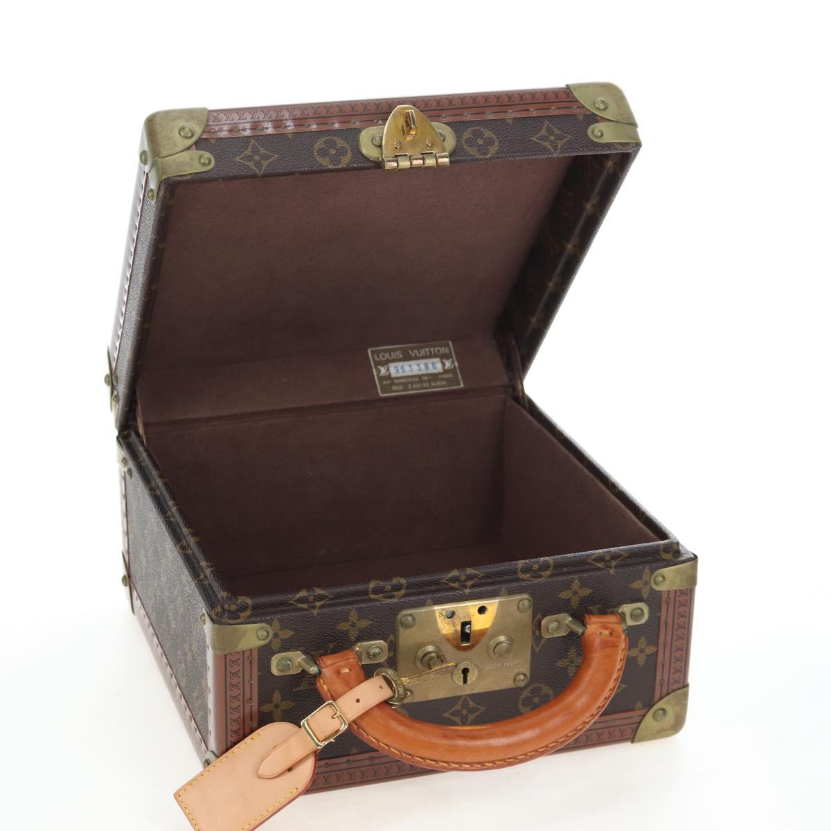 LOUIS VUITTON Monogram Tabor 26 Trunk M47114 LV Auth 191463SV
