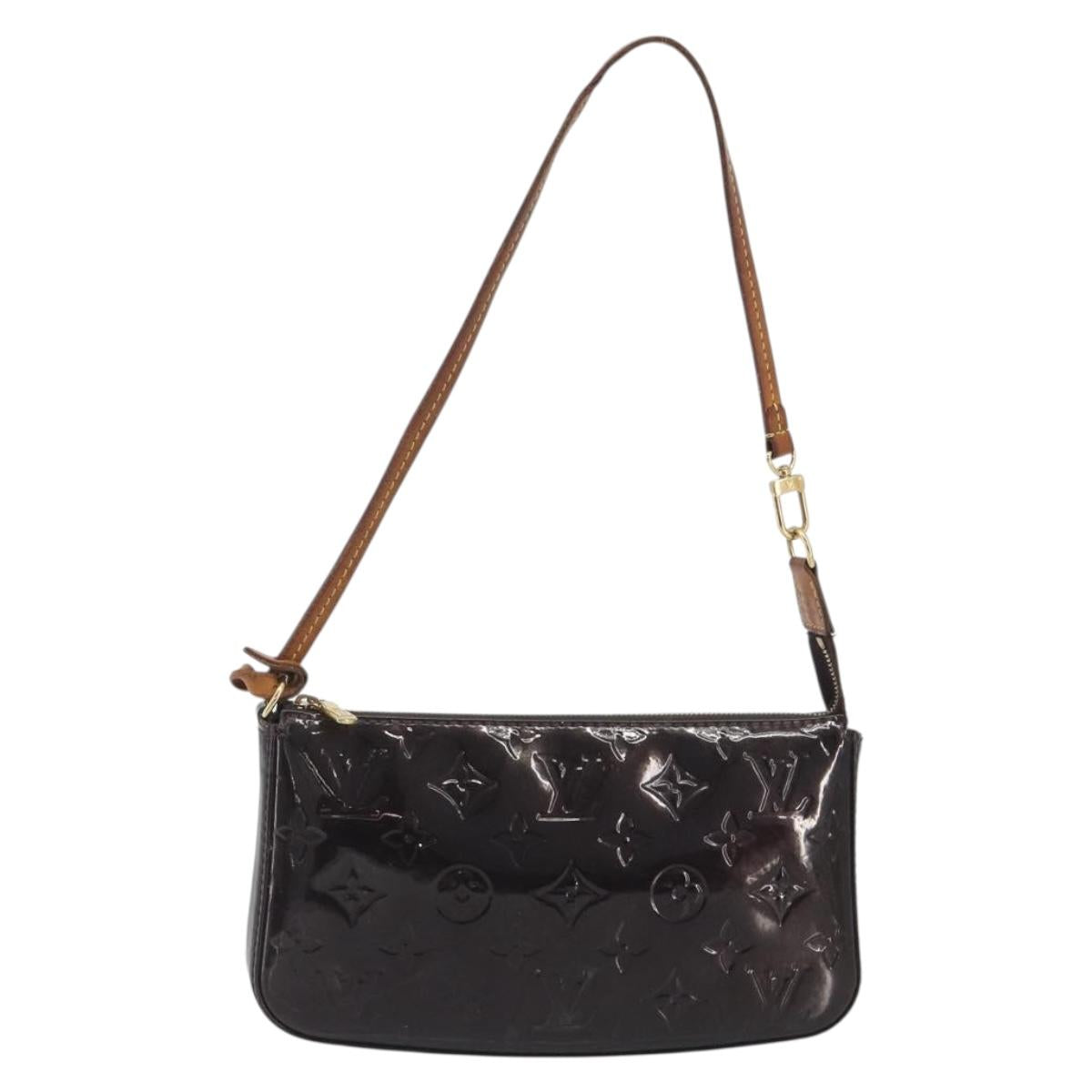 LOUIS VUITTON Monogram Vernis Pochette Pouch Amarante M91576 LV Auth 191524