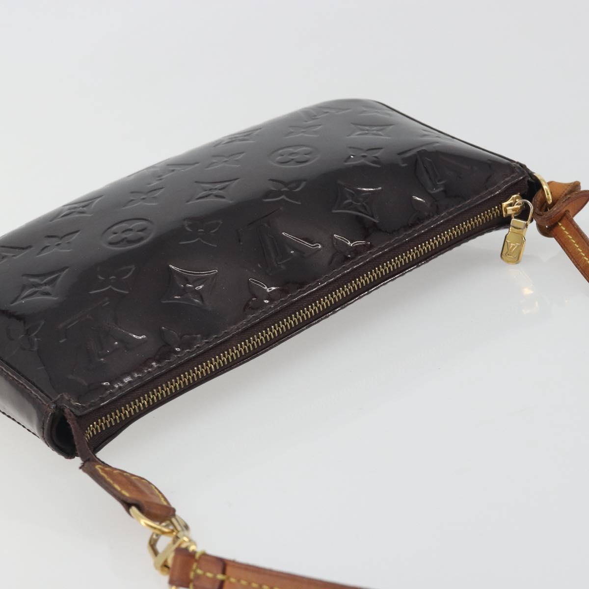 LOUIS VUITTON Monogram Vernis Pochette Pouch Amarante M91576 LV Auth 191524