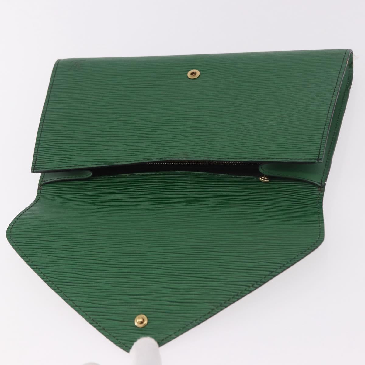 LOUIS VUITTON Epi Art Deco Clutch Bag Green M52634 LV Auth 191535