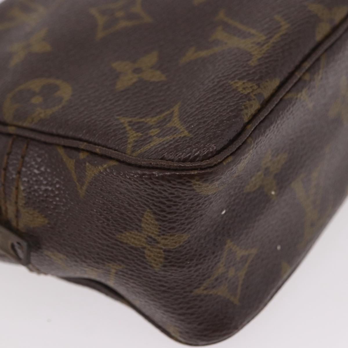 LOUIS VUITTON Monogram Trousse Toilette 18 Pouch M47526 LV Auth 191567