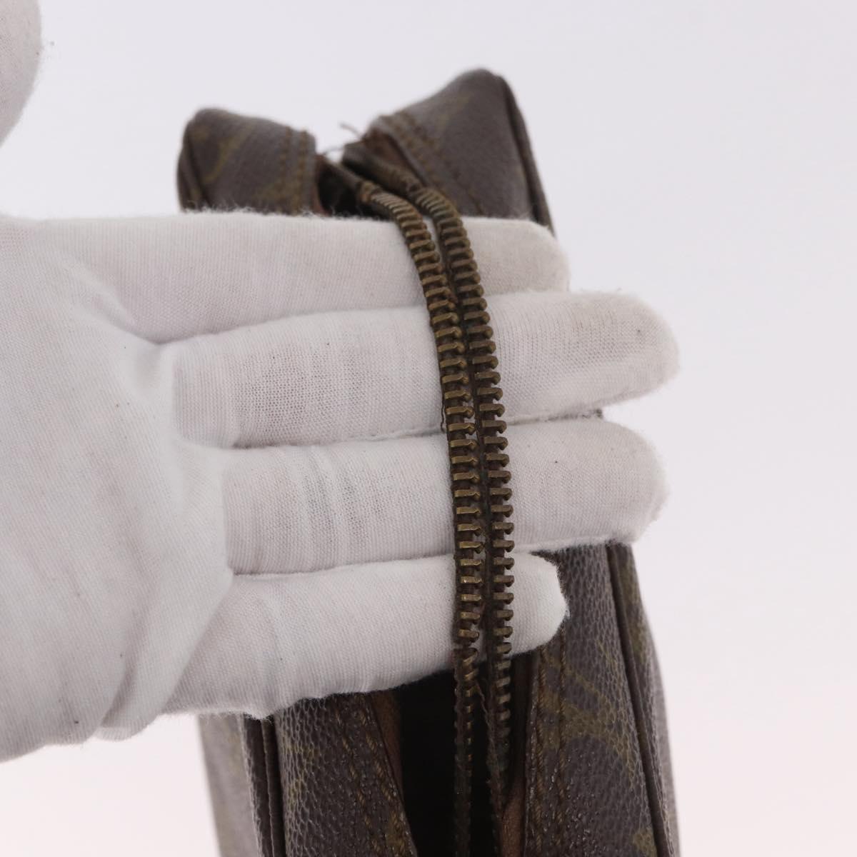 LOUIS VUITTON Monogram Trousse Toilette 18 Pouch M47526 LV Auth 191567