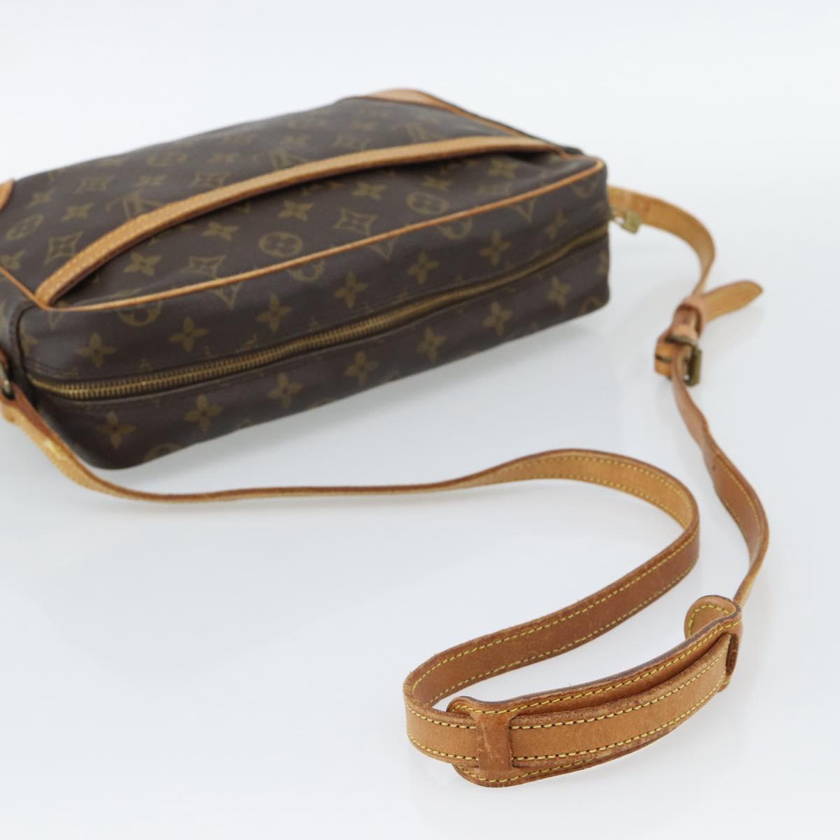 LOUIS VUITTON Monogram Trocadero 30 Shoulder Bag M51272 LV Auth 191591