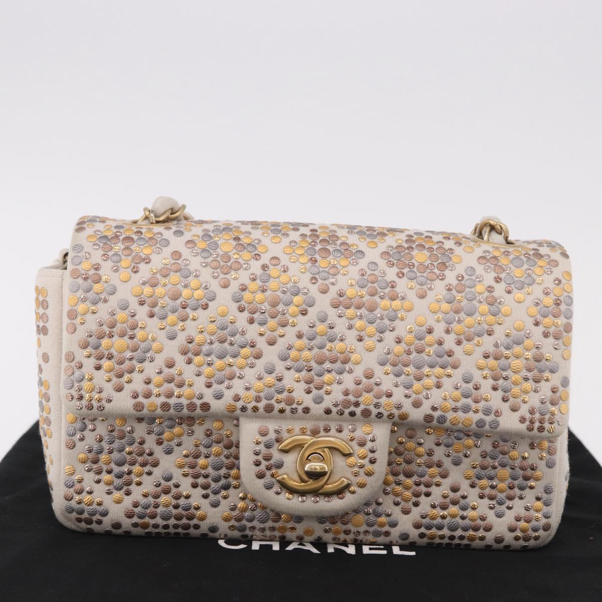 CHANEL Mini Matelasse 20 Chain Shoulder Bag Leather Ivory Gold CC Auth 191613SM