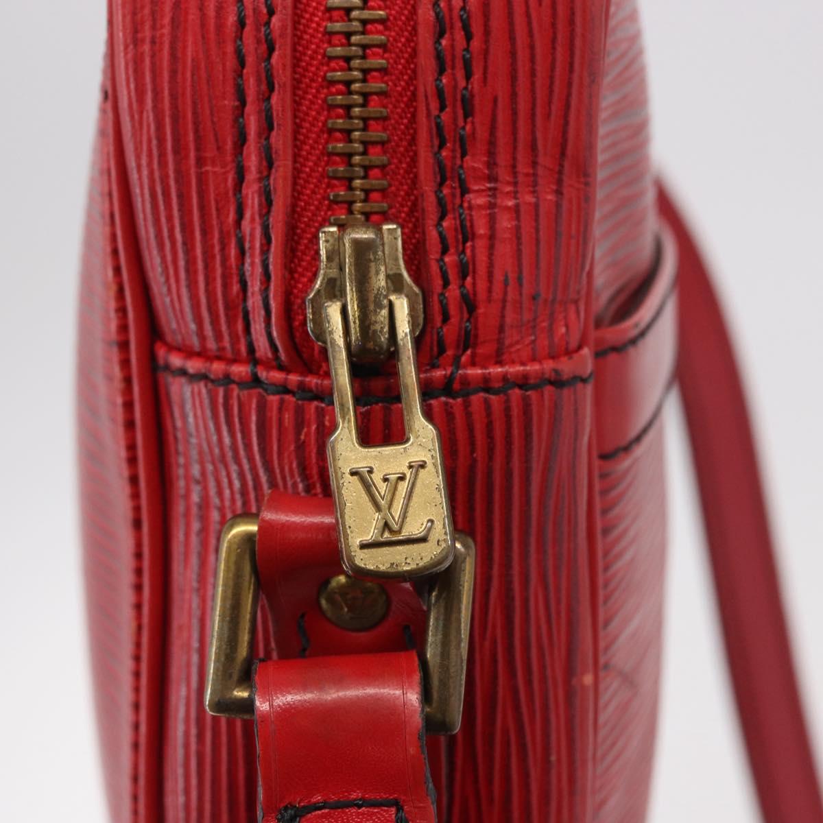 LOUIS VUITTON Epi Danube Shoulder Bag Red M45637 LV Auth 191681