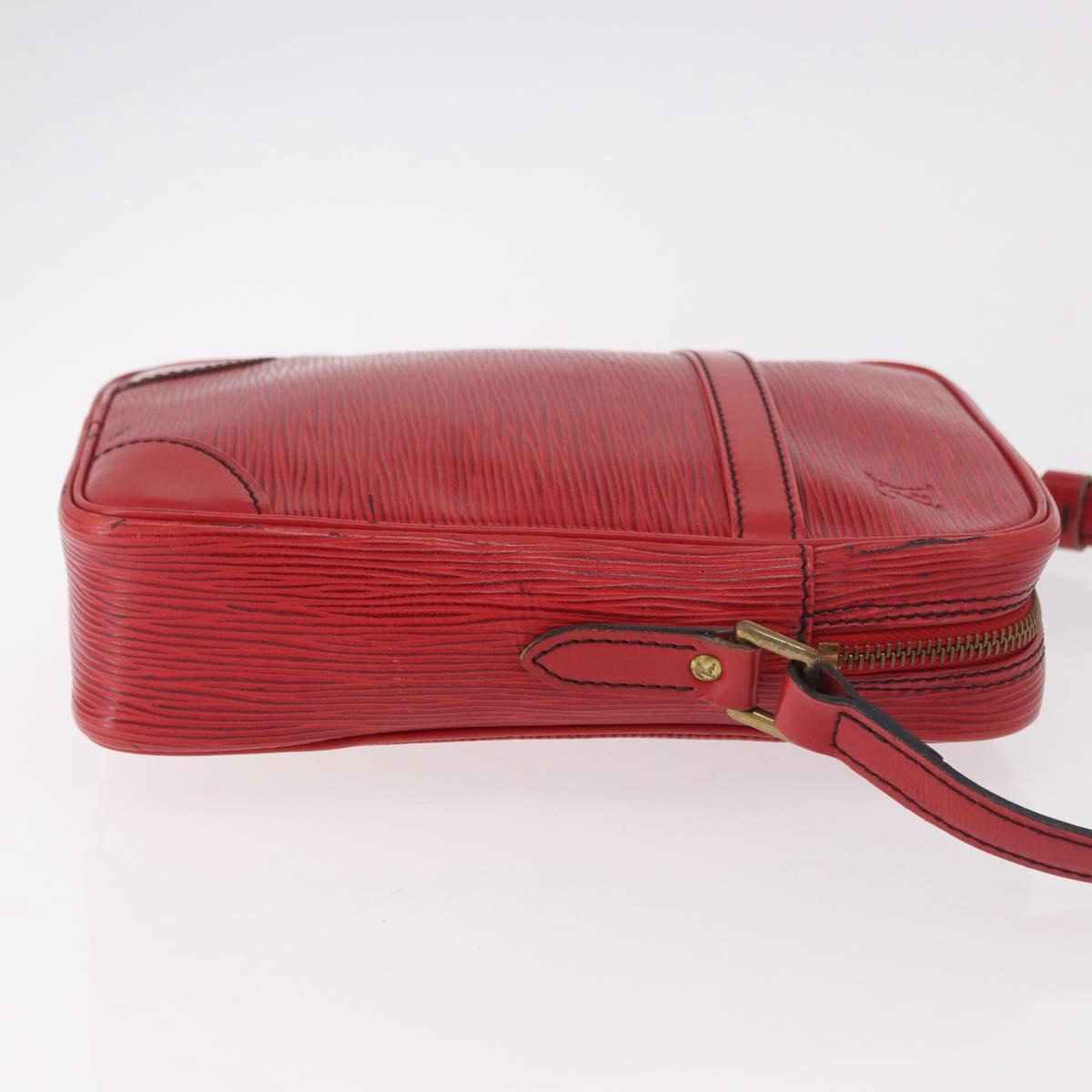 LOUIS VUITTON Epi Danube Shoulder Bag Red M45637 LV Auth 191681