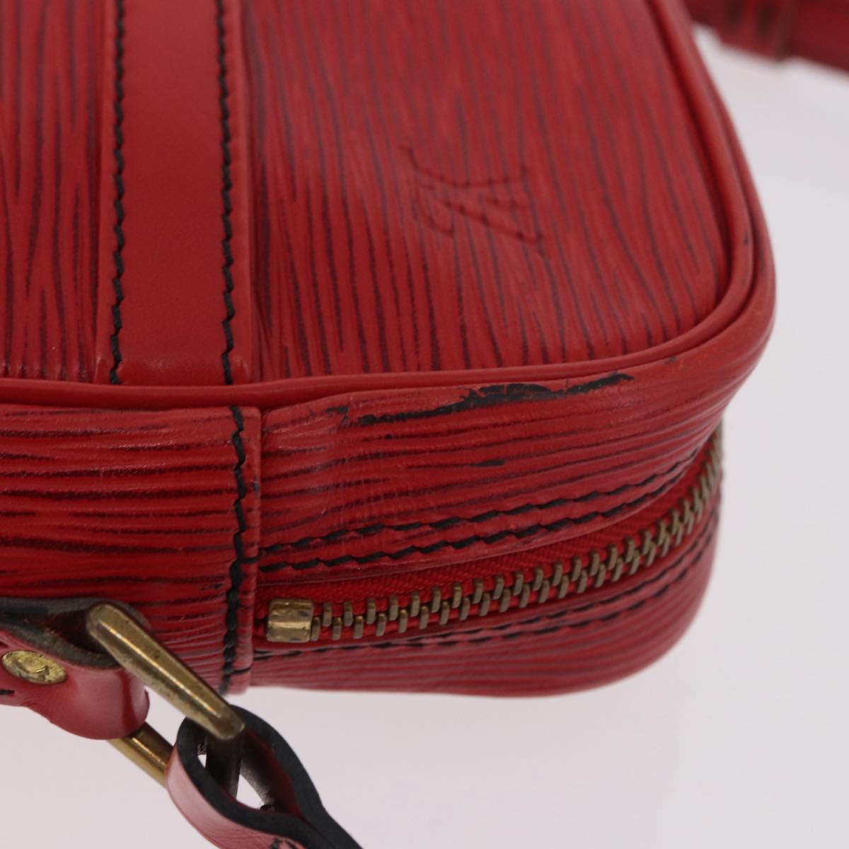 LOUIS VUITTON Epi Danube Shoulder Bag Red M45637 LV Auth 191681