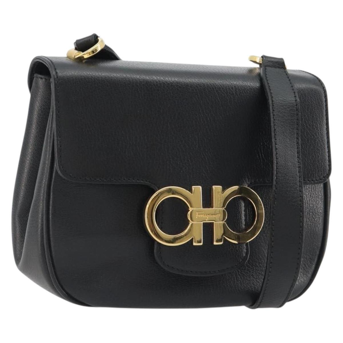 Salvatore Ferragamo Gancini Shoulder Bag Leather Black Gold Tone Auth 191754V