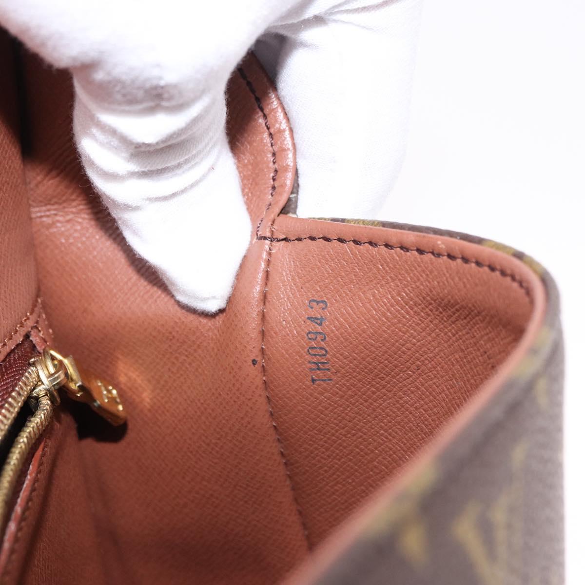 LOUIS VUITTON Monogram Saint Cloud GM Shoulder Bag M51242 LV Auth 191755