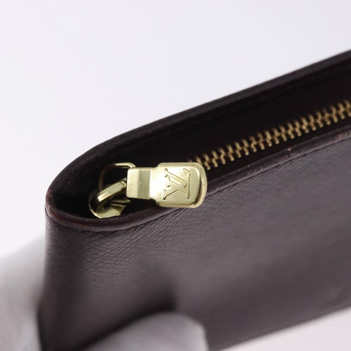 LOUIS VUITTON Taiga Porte Billets Monnaie Zip Wallet Acajou M30676 Auth 191974