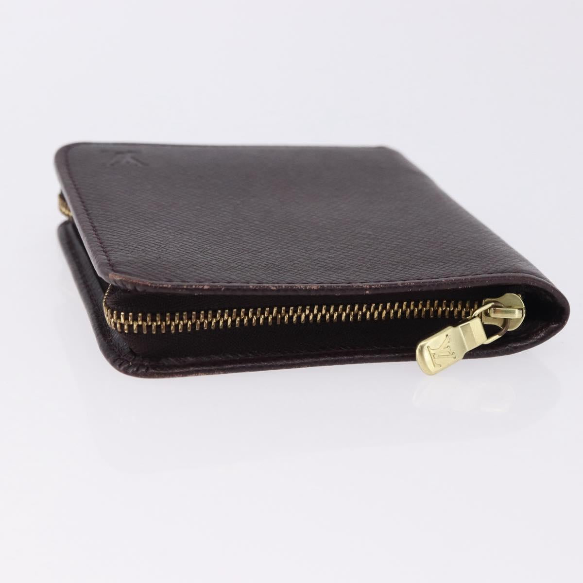 LOUIS VUITTON Taiga Porte Billets Monnaie Zip Wallet Acajou M30676 Auth 191974