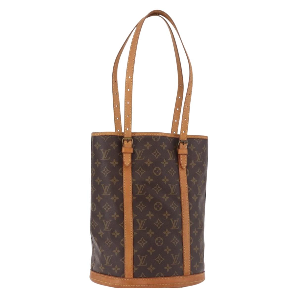 LOUIS VUITTON Monogram Bucket GM Shoulder Bag M42236 LV Auth 192015