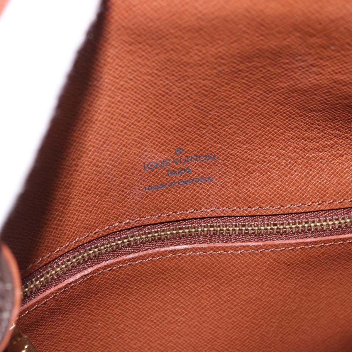 LOUIS VUITTON Monogram Saint Cloud MM Shoulder Bag M51243 LV Auth 192041