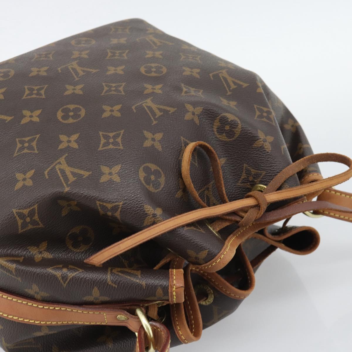 LOUIS VUITTON Monogram Petit Noe Shoulder Bag M42226 LV Auth 192048V