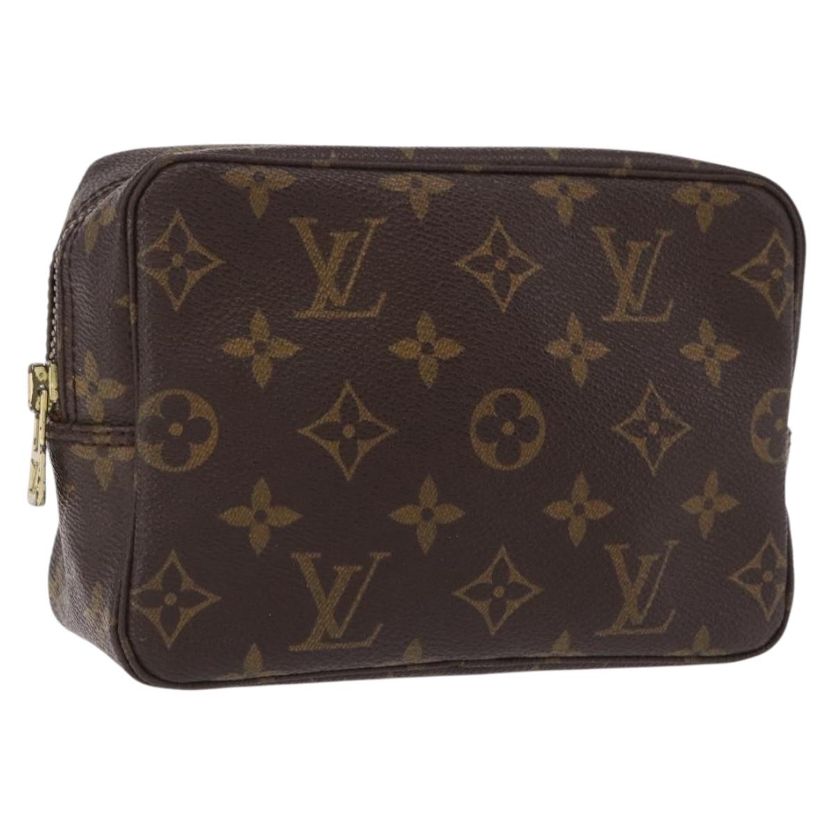 LOUIS VUITTON Monogram Trousse Toilette 18 Pouch M47526 LV Auth 192051