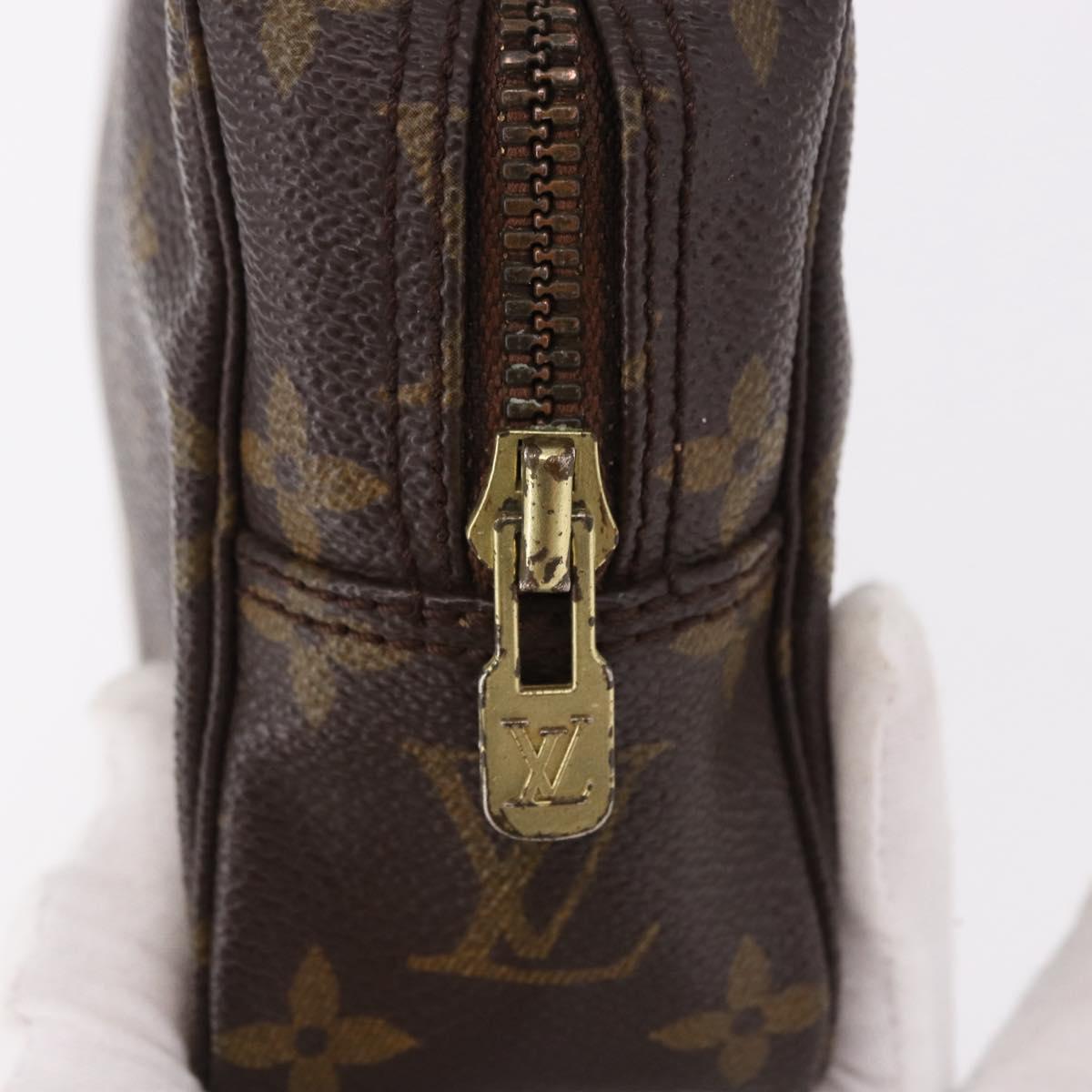 LOUIS VUITTON Monogram Trousse Toilette 18 Pouch M47526 LV Auth 192051