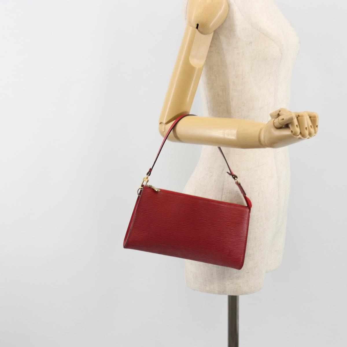 LOUIS VUITTON Epi Pochette Accessoires Pouch Red M52947 LV Auth 192205A
