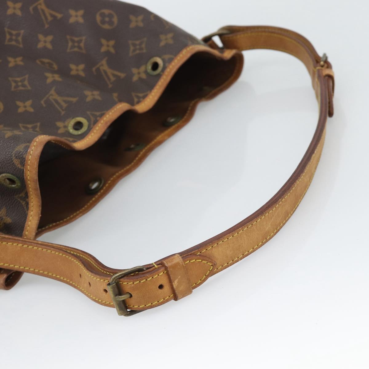 LOUIS VUITTON Monogram Noe Shoulder Bag M42224 LV Auth 192218
