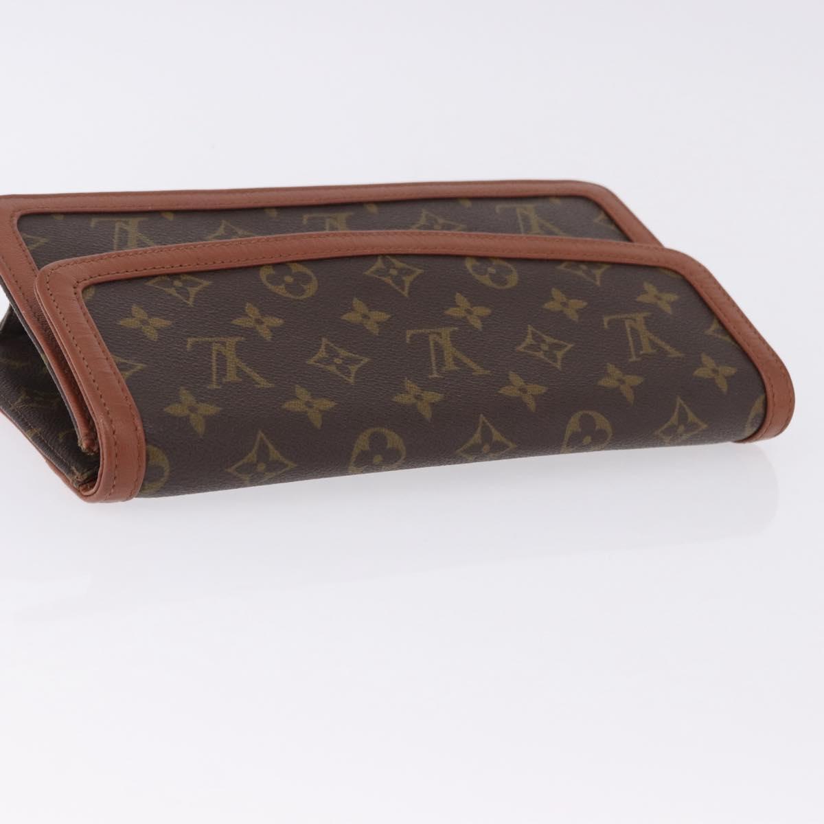 LOUIS VUITTON Monogram Pochette Dam PM Clutch Bag M51812 LV Auth 192281
