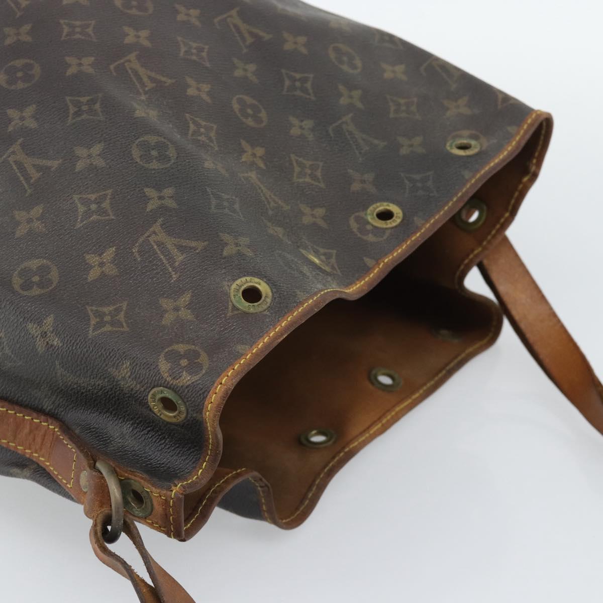 LOUIS VUITTON Monogram Petit Noe Shoulder Bag M42226 LV Auth 192516