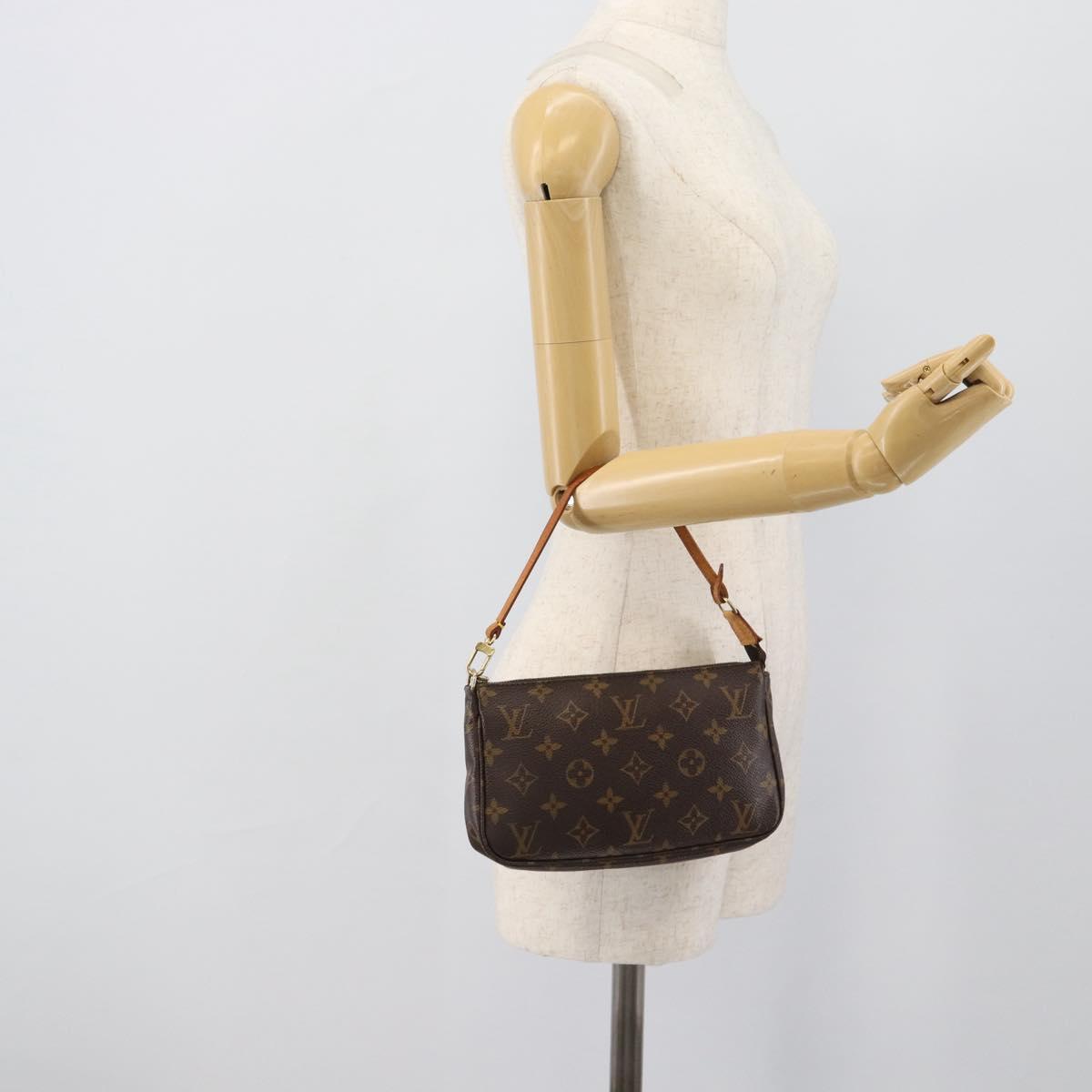 LOUIS VUITTON Monogram Pochette Accessoires Pouch M51980 LV Auth 192795